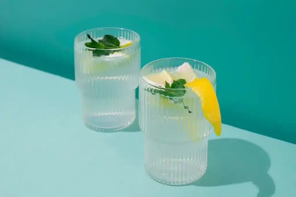 Highball glass