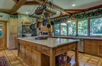 Farmhouse Kitchen Table