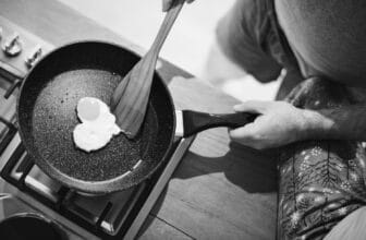 How to clean a cast iron Skillet