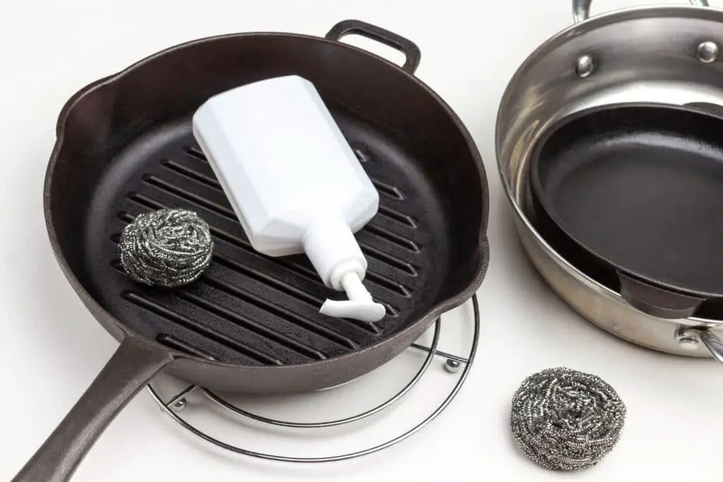 How to clean a cast iron Skillet