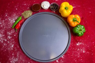 The Final Word on Chicago Style Deep Dish Pizza Pans: Materials, Sizes, and More !